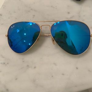 Aviator blue ray bans